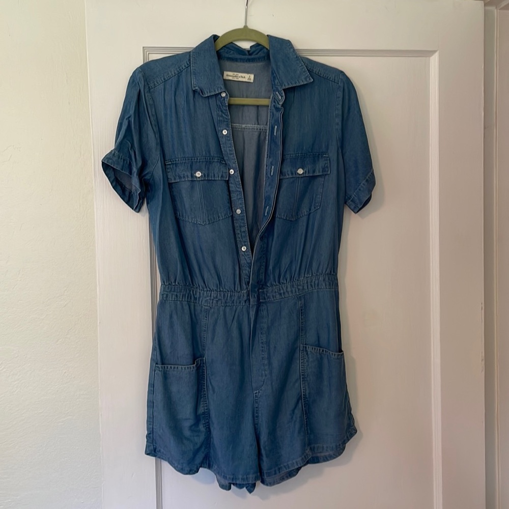 Abercrombie & Fitch chambray romper
